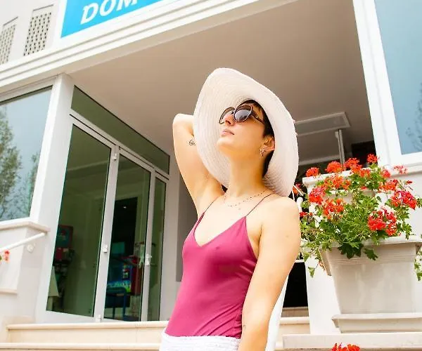 New Bristol Sport فندق تْشيزيناتيكو