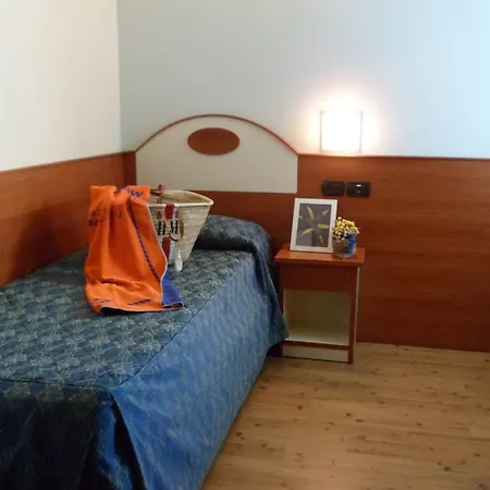 酒店 New Bristol Sport