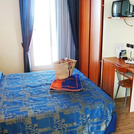 Отель New Bristol Sport Чезенатико