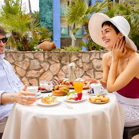 New Bristol Sport 3* 切塞纳蒂科