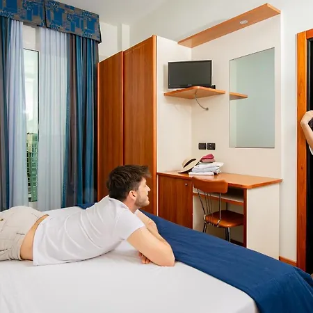 New Bristol Sport Отель