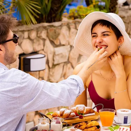 酒店 New Bristol Sport 3*