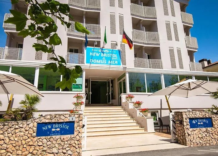 New Bristol Sport 3* 切塞纳蒂科